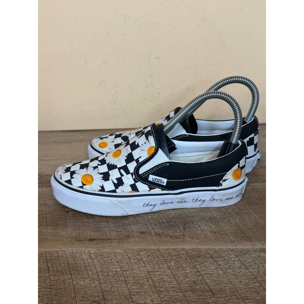 Vans Classic Slip-On Love Me, Love Me Not sneakers Daisy shoes women’s 5.5